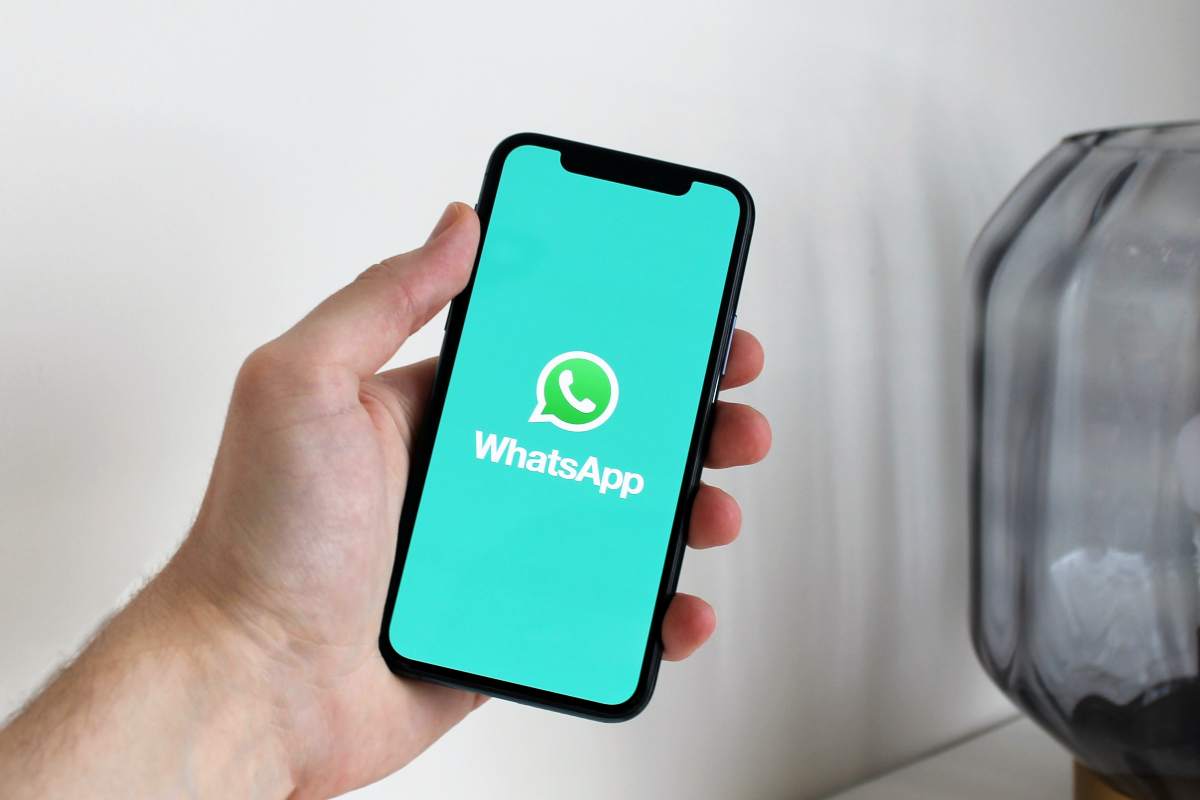 WhatsApp bannare utenti