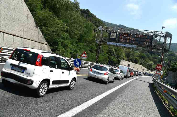 evitare code autostrada 