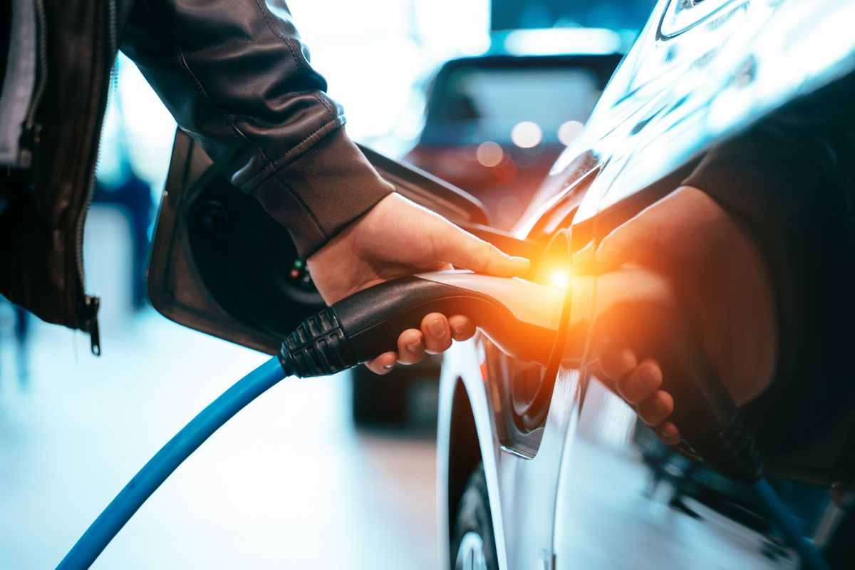 Volete passare all'auto elettrica: occhio alla ricarica