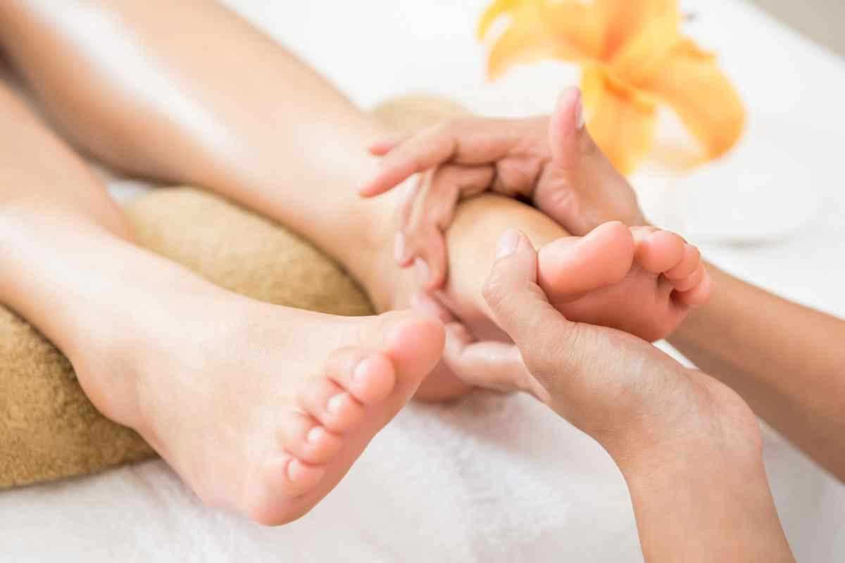 Cos'è la riflessologia plantare
