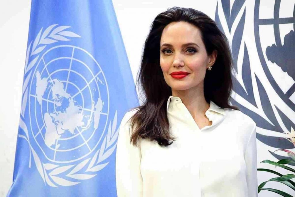 caratteristiche segno zodiacale angelina jolie