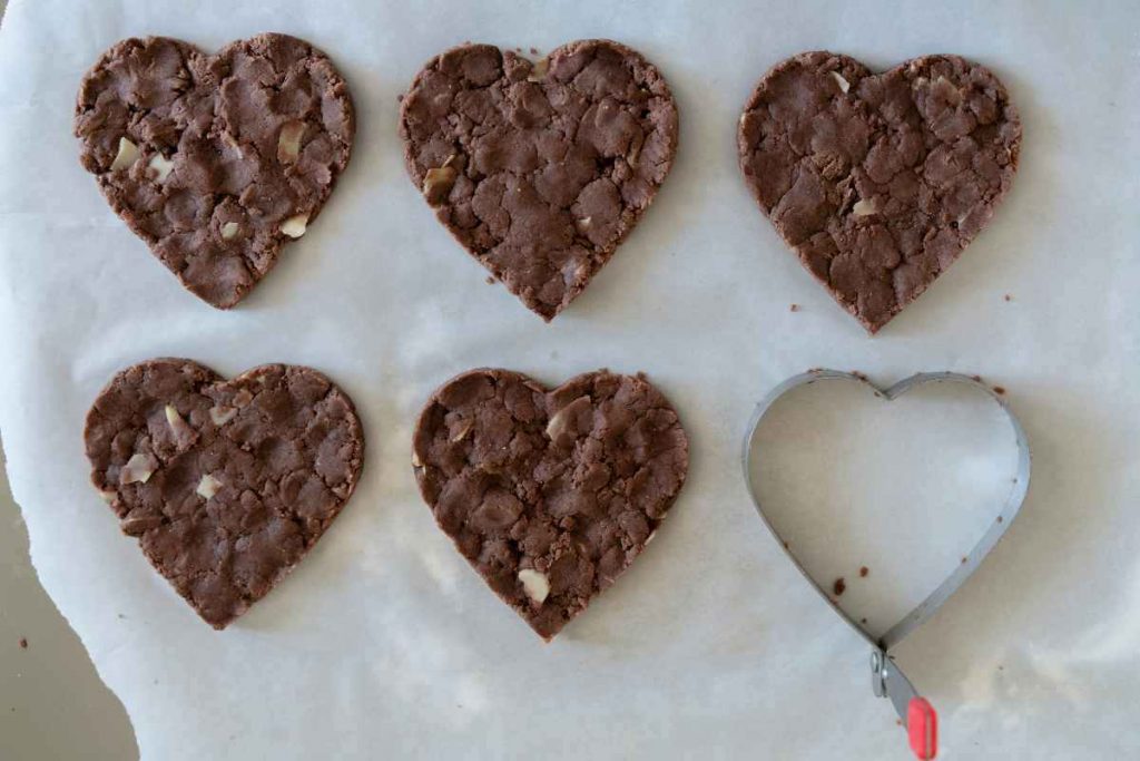 biscotti cioccolato a forma di cuore