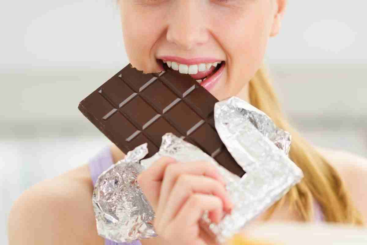 Quanto cioccolato fondente è possibile mangiare secondo gli esperti