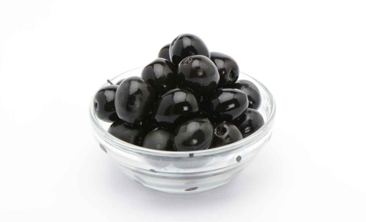 Come riconoscere le olive nere false