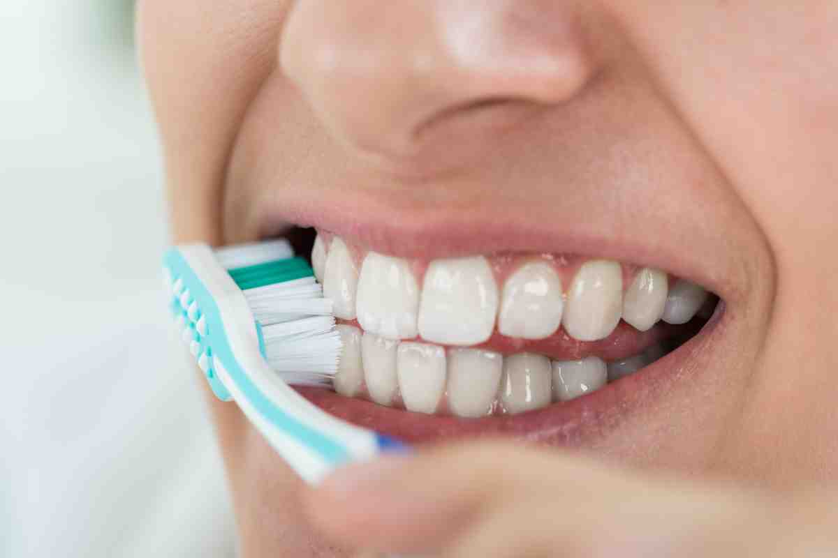 Lavare denti: tempo tecnica