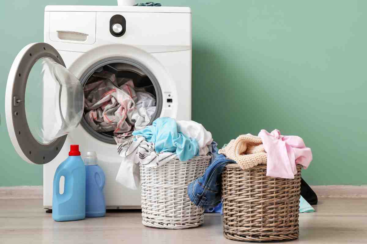 Asciugare vestiti: trucco non usare asciugatrice