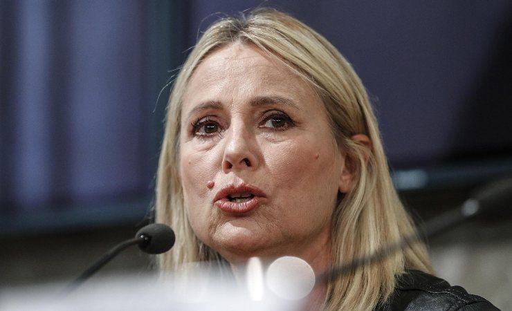 Federica Sciarelli pensione 2025