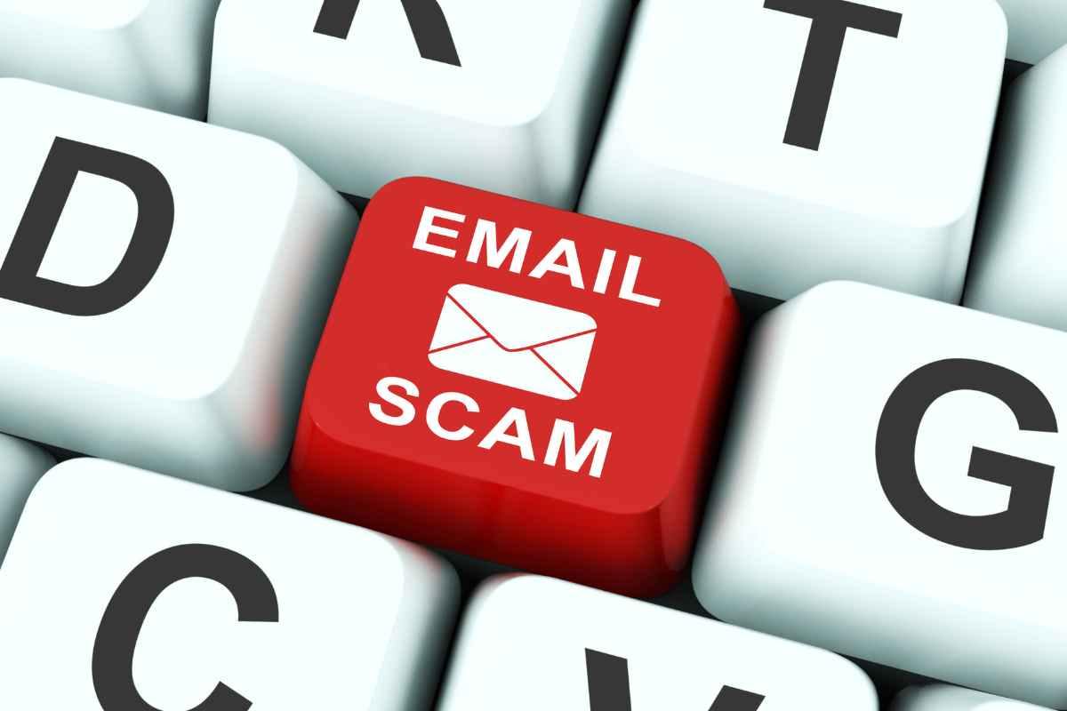 email accertamento fiscale truffa