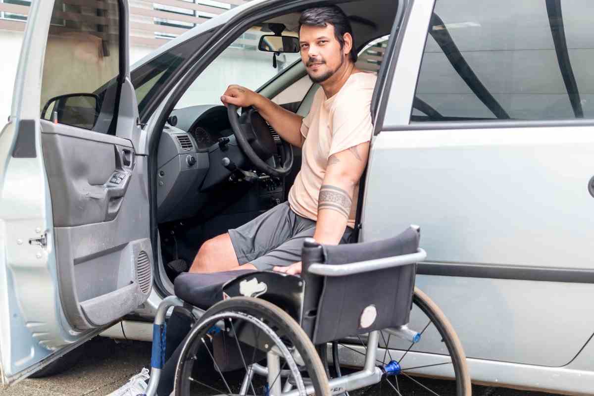 Esenzione bollo auto: figli 104