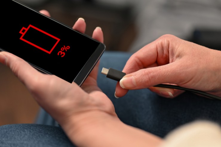 Batteria smartphone Android: funzione danneggia