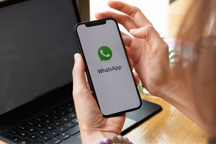 Truffa WhatsApp: condivisione schermo